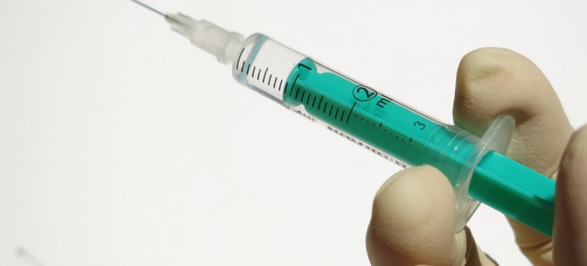 Vacina da Pfizer pode começar a ser aplicada se for eficaz e segura
