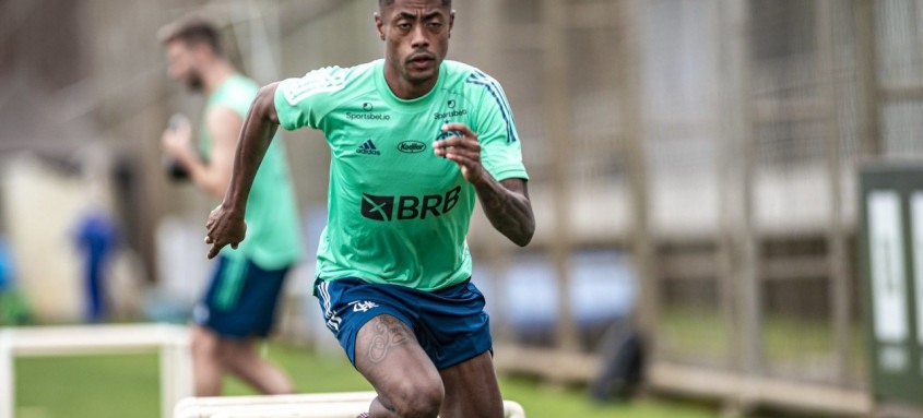 Multa rescisória para Bruno Henrique deixar o Flamengo é de 35 milhões de euros - Foto: Marcelo Cortes / Flamengo Multa rescisória para Bruno Henrique deixar o Flamengo é de 35 milhões de euros