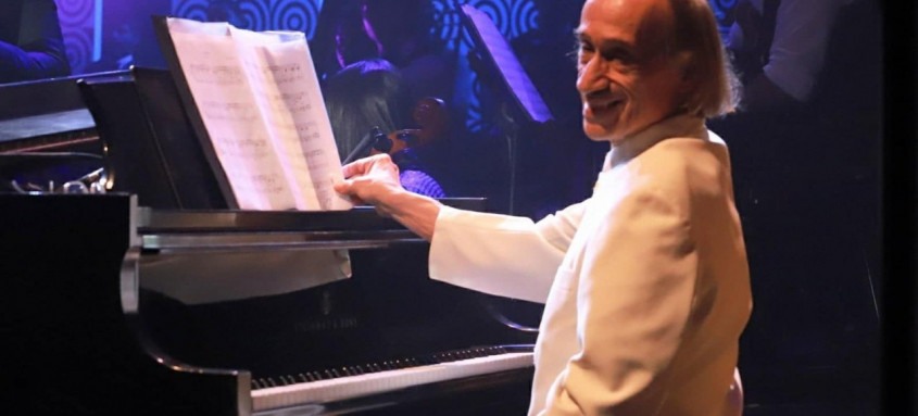 Renomado artista, considerado um dos maiores pianistas do Brasil, veio morar em Niterói e dar aulas no Conservatório de Música da cidade, ministrando tanto cursos on-line quanto presenciais