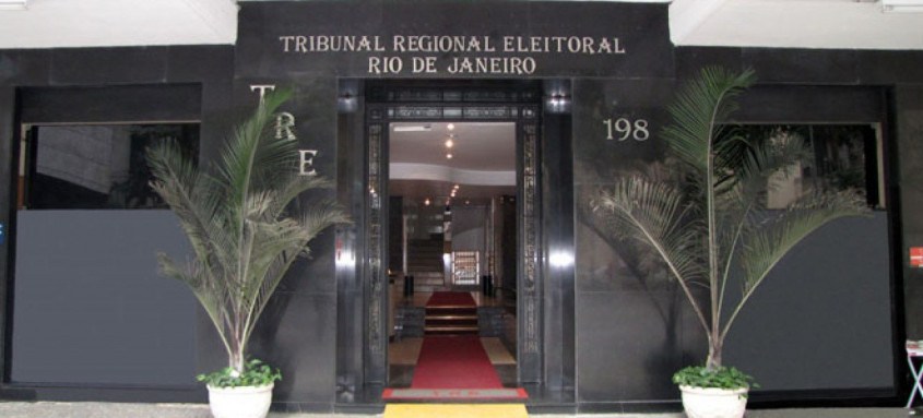 Multa aplicada pelo TRE-RJ foi de R$ 8 mil