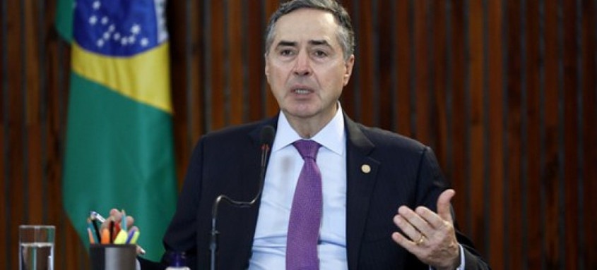 Luís Roberto Barroso, presidente do TSE, esteve durante a semana em constante diálogo com representantes dos TREs - Foto: TSE / Divulgação Luís Roberto Barroso, presidente do TSE, esteve durante a semana em constante diálogo com representantes dos TREs