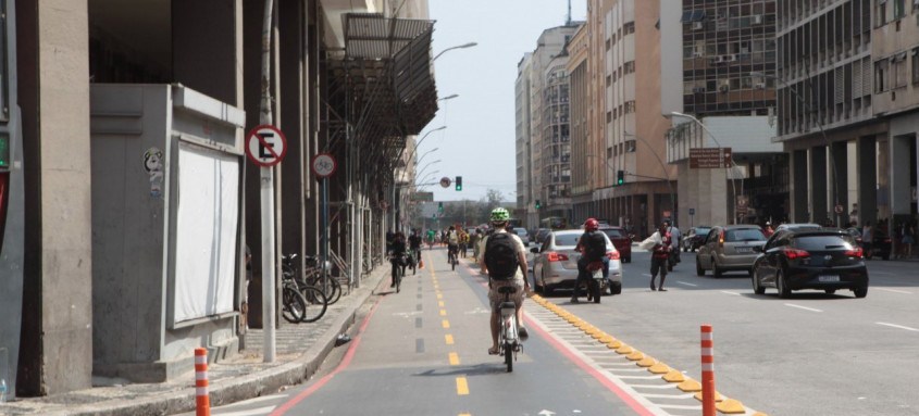 Nos últimos sete anos triplicou a rede cicloviária, de 15 km para 45 km, melhorando a mobilidade - Foto: Prefeitura de Niterói Nos últimos sete anos triplicou a rede cicloviária, de 15 km para 45 km, melhorando a mobilidade