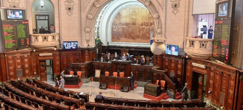 Composição da Alerj deverá mudar em janeiro com a eleição de deputados para a prefeitura de várias cidades