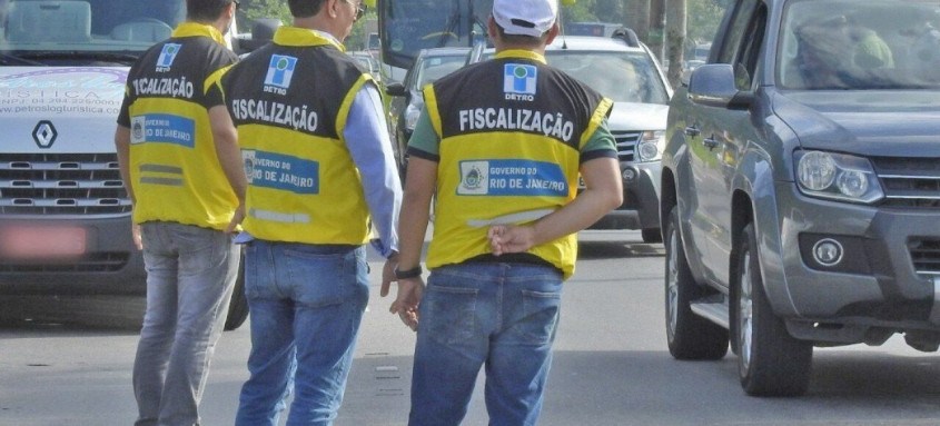 Agentes atuaram verificando a qualidade dos serviços prestados pelos ônibus e vans intermunicipais