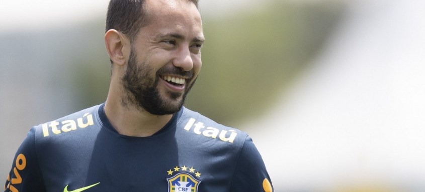 Everton Ribeiro mais uma vez será o responsável pela armação de jogadas 