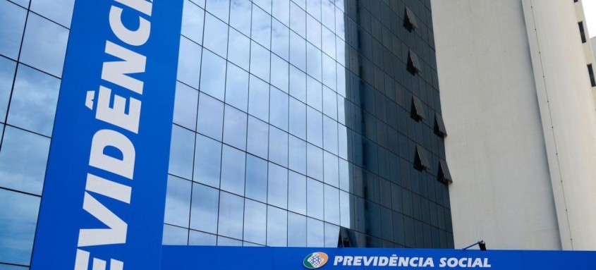 Com mudança do ponto facultativo do dia do servidor público, agências não abrem para atendimento - Foto: Marcello Casal JrAgência Brasil Com mudança do ponto facultativo do dia do servidor público, agências não abrem para atendimento