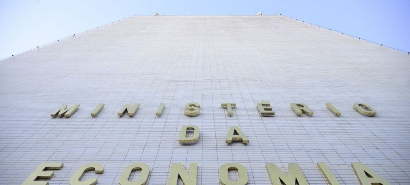 Fachada do Ministério da economia na Esplanada dos Ministérios - Foto: Marcello Casal JrAgência Brasil Fachada do Ministério da economia na Esplanada dos Ministérios