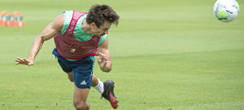 Rodrigo Caio deve estar a disposição para o jogo de volta contra o Racing, em dezembro, pela Libertadores