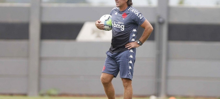 Sá Pinto já prepara o time do Vasco