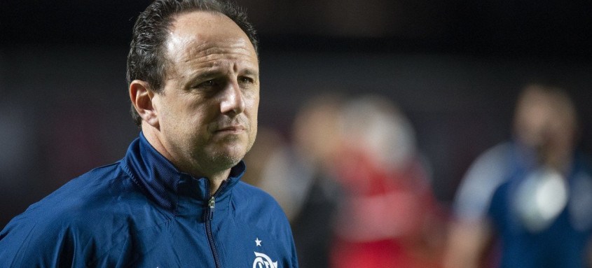 Rogério Ceni conquistou quatro vitórias em seus 11 primeiros jogos com o Fla. Seu antecessor tinha cinco triunfos - Foto: Alexandre Vidal / Flamengo Rogério Ceni conquistou quatro vitórias em seus 11 primeiros jogos com o Fla. Seu antecessor tinha cinco triunfos
