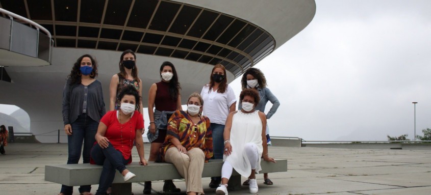 Coletivo de Mulheres na Roda de Samba de Niterói reúne todos os setores - Foto: Anna Beatriz/Divulgação Coletivo de Mulheres na Roda de Samba de Niterói reúne todos os setores