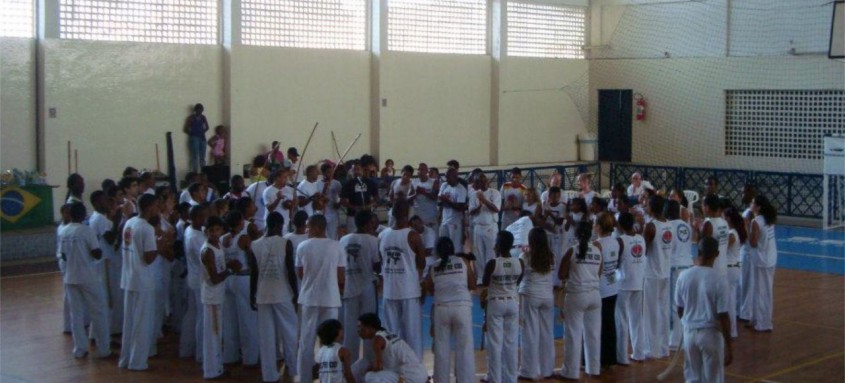 Encontro de capoeira e manifestações populares acontece às 18h 