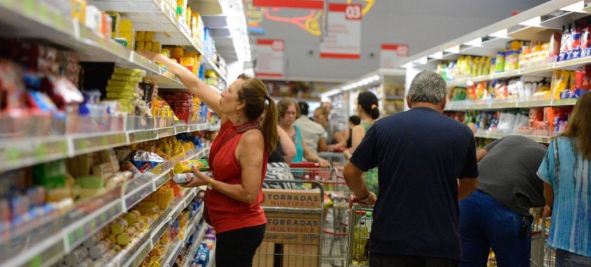 Para o ano que vem, a expectativa do setor é um crescimento de 4,5% - Foto: Tânia Rêgo/Agência Brasil Para o ano que vem, a expectativa do setor é um crescimento de 4,5%