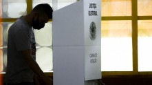 No total, a Justiça Eleitoral fluminense disponibiliza 17.822 urnas eletrônicas para as Eleições 2020, das quais 1.903 são de contingência, para eventual substituição Marcelo Camargo/Agência Brasil