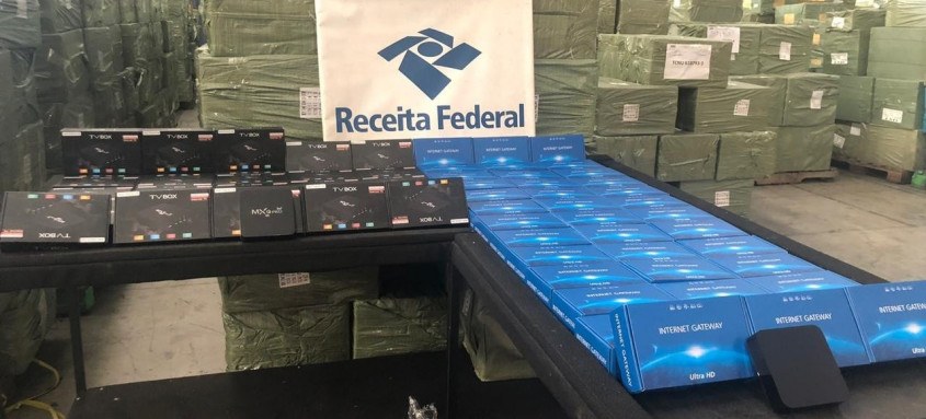 Material foi encontrado em cinco contêineres, no Porto Seco de Resende - Foto: Divulgação/Polícia Civil Material foi encontrado em cinco contêineres, no Porto Seco de Resende