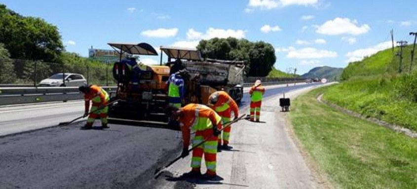 Mais de 18 mil m² de asfalto serão revitalizados antes do início da alta temporada - Foto: Divulgação Mais de 18 mil m² de asfalto serão revitalizados antes do início da alta temporada
