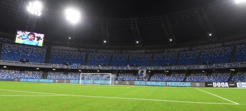 Antigo estádio San Paolo agora chama-se Diego Armando Maradona