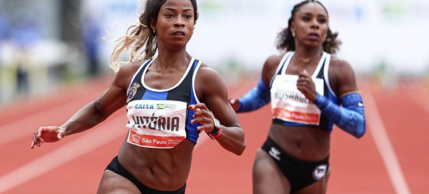 Os grandes destaques do GP Brasil de Atletismo realizado neste domingo (6), na pista do Centro Olímpico, foram as provas dos 100 metros rasos