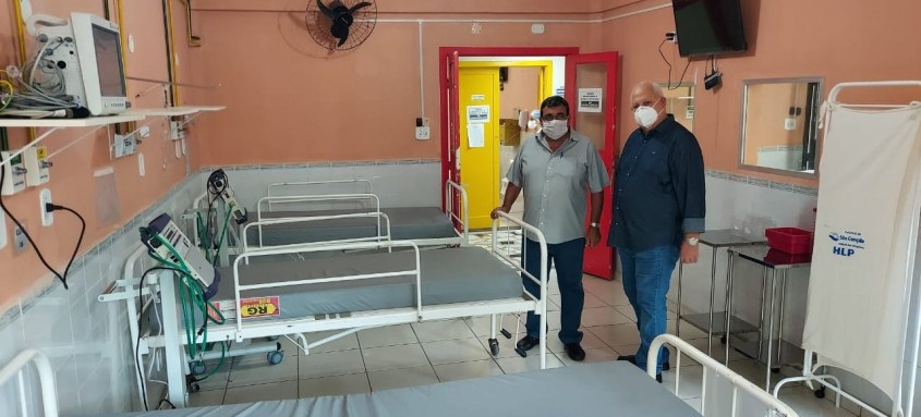 O prefeito José Luiz Nanci determinou a abertura de novos leitos nos Hospitais de Retaguarda Gonçalense (antigo Menino Deus) e Franciscano Nossa Senhora das Graças (Hospital das Freiras), em Lagoinha