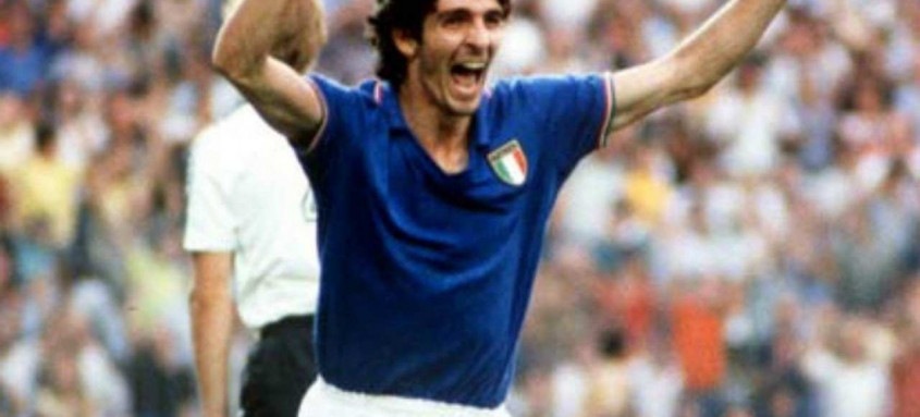 Informação foi confirmada nesta quarta-feira pela família do ex-jogador italiano. A causa da morte não foi divulgada - Foto: Arquivo Informação foi confirmada nesta quarta-feira pela família do ex-jogador italiano. A causa da morte não foi divulgada