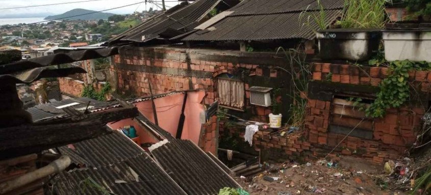 Acidente causado pelas chuvas ocorreu no morro do Feijão, no bairro Paraíso