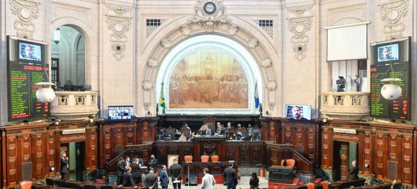 A assinatura do termo ocorre, nesta quinta-feira, durante encerramento do ano legislativo, que contará com a presença do governador em exercício, Cláudio Castro