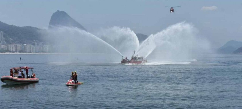 O Plano Verão 2021 do Corpo de Bombeiros é um dos mais equipados para evitar afogamentos nas praias do Município do Rio e em todo o litoral fluminense - Foto: Divulgação O Plano Verão 2021 do Corpo de Bombeiros é um dos mais equipados para evitar afogamentos nas praias do Município do Rio e em todo o litoral fluminense