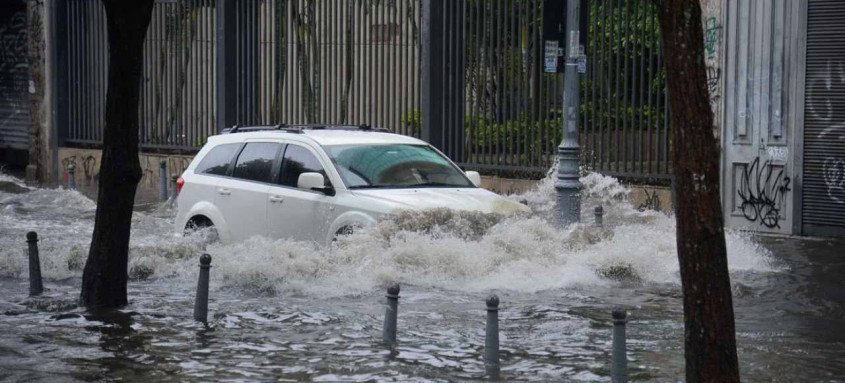 O estado do Rio foi castigado pelas chuvas intensas e inundações. Diversos municípios passam por dificuldades