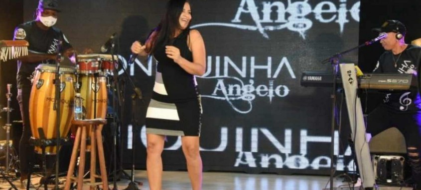 Moniquinha Angelo comanda a festa a partir das 19h30 no último dia do ano - Foto: Clarildo Menezes / Prefeitura de Maricá Moniquinha Angelo comanda a festa a partir das 19h30 no último dia do ano