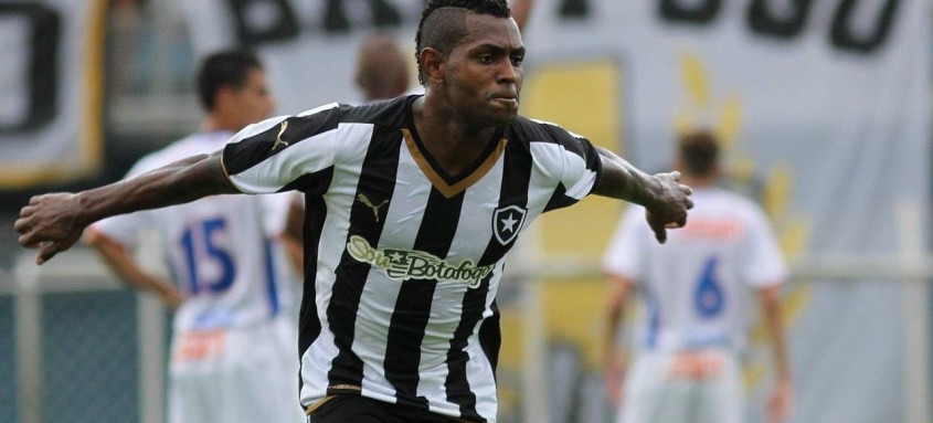 Jobson teve três passagens conturbadas pelo Botafogo, sendo a última em 2015 - Foto: Vitor Silva / SSPress Jobson teve três passagens conturbadas pelo Botafogo, sendo a última em 2015