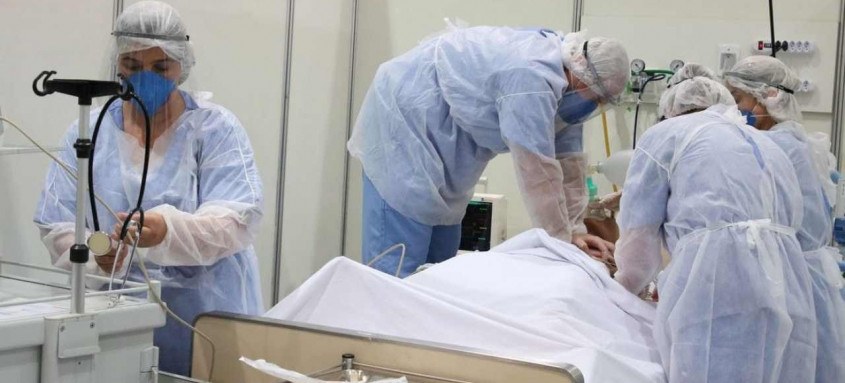 Soranz diz que não há justificativa plausível para o fechamento de ambulatórios e interrupção de procedimentos eletivos para atendimento exclusivo de pessoas com coronavírus - Foto: Rovena Rosa/Agência Brasil Soranz diz que não há justificativa plausível para o fechamento de ambulatórios e interrupção de procedimentos eletivos para atendimento exclusivo de pessoas com coronavírus