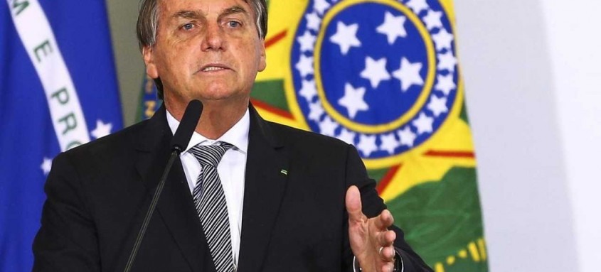 MP editada por Bolsonaro possibilitará aquisição de insumos e vacinas em fase de desenvolvimento e antes do registro sanitário