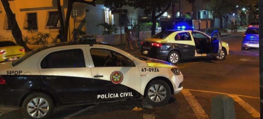 A prisão em flagrante foi efetuadas por policiais civis da 14ª DP (Leblon) nesta quarta-feira (06) - Foto: Divulgação Policia Civil A prisão em flagrante foi efetuadas por policiais civis da 14ª DP (Leblon) nesta quarta-feira (06)