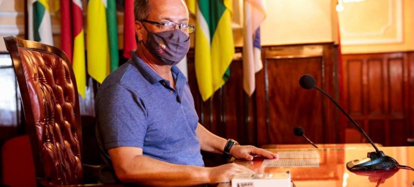 Milton Cal foi escolhido novo presidente da Câmara de Niterói pelo voto de 17 colegas vereadores, no dia 1 de janeiro - Foto: Alex Ramos Milton Cal foi escolhido novo presidente da Câmara de Niterói pelo voto de 17 colegas vereadores, no dia 1 de janeiro