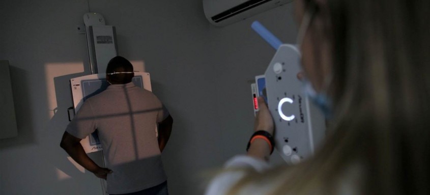 O CDI possui aparelhos como tomografia, ultrassonografia, ecocardiografia, colonoscopia e raio-x digital - Foto: Douglas Macedo / Prefeitura de Niterói O CDI possui aparelhos como tomografia, ultrassonografia, ecocardiografia, colonoscopia e raio-x digital