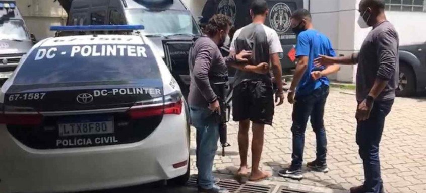 De acordo com a polícia um dos criminosos estava foragido desde 2015 - Foto: Divulgação Polícia Civil De acordo com a polícia um dos criminosos estava foragido desde 2015