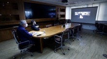 O prefeito de Niterói, Axel Grael, conversou por videoconferência com o governador de São Paulo, João Doria Douglas Macedo/Divulgação