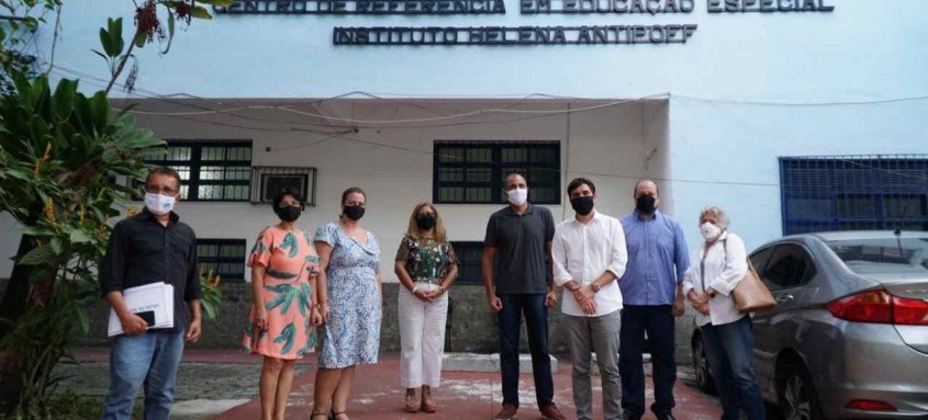 Instituto desenvolve oficinas e atividades extras com os alunos da rede fora do horário escolar - Foto: Divulgação Instituto desenvolve oficinas e atividades extras com os alunos da rede fora do horário escolar
