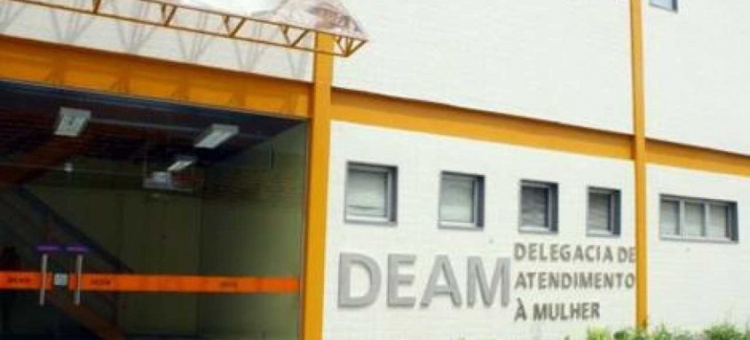 Anderson Alexandre apresentou emendas de prioridade ao orçamento estadual para implantação de DEAMs em seis cidades do RJ - Foto: Divulgação Anderson Alexandre apresentou emendas de prioridade ao orçamento estadual para implantação de DEAMs em seis cidades do RJ