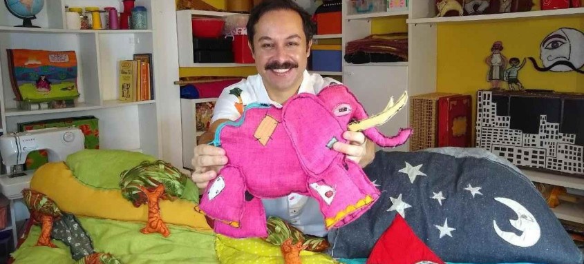 Warley Goulart é um dos contadores de histórias que participa da mostra Warley Goulart é um dos contadores de histórias que participa da mostra