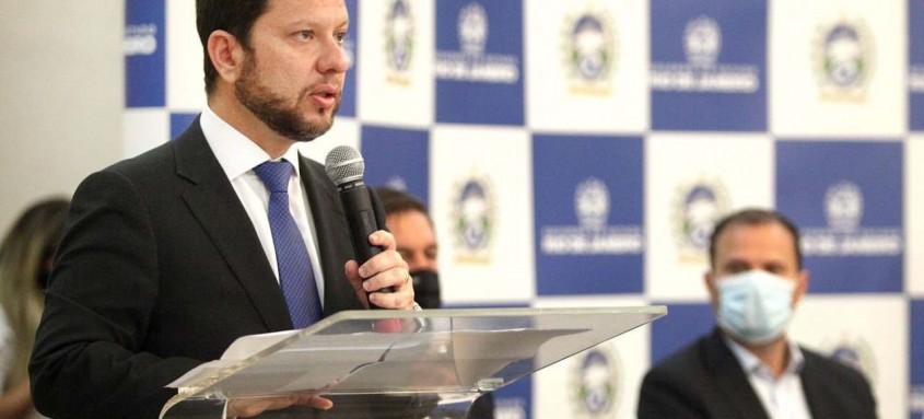 O secretário de Estado da Casa Civil, Nicola Miccione, representou o governador em exercício Cláudio Castro durante o evento. - Foto: Divulgação O secretário de Estado da Casa Civil, Nicola Miccione, representou o governador em exercício Cláudio Castro durante o evento.