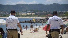 Praias estão liberadas apenas para atividades físicas individuais, das 6h às 12h30, e das 16h às 22h Bruno Eduardo Alves/Prefeitura de Niterói