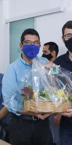 o prefeito Renato Cozzolino recebeu em seu gabinete o secretário estadual de Agricultura, Pecuária, Pesca e Abastecimento, Marcelo Queiroz - Foto: Divulgação o prefeito Renato Cozzolino recebeu em seu gabinete o secretário estadual de Agricultura, Pecuária, Pesca e Abastecimento, Marcelo Queiroz