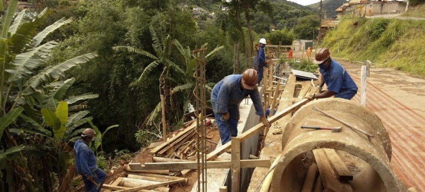 Investimento na infraestrutura: obras no bairro Salaco, em Teresópolis, têm previsão de entrega para o fim deste ano