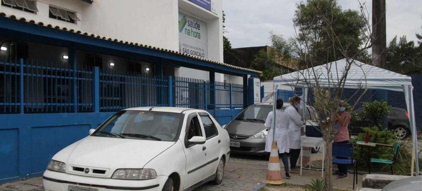 Postos de vacinação em São Gonçalo vão funcionar durante o carnaval e contarão com atendimento drive-thru