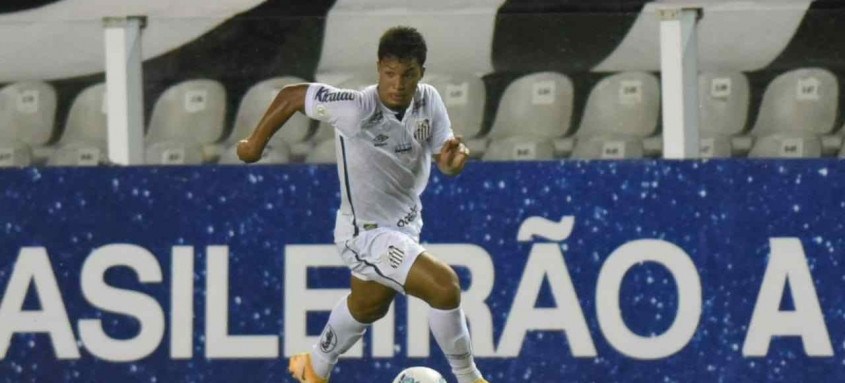Marcos Leonardo foi o autor do gol que deu a vitória ao Santos sobre o Corinthians