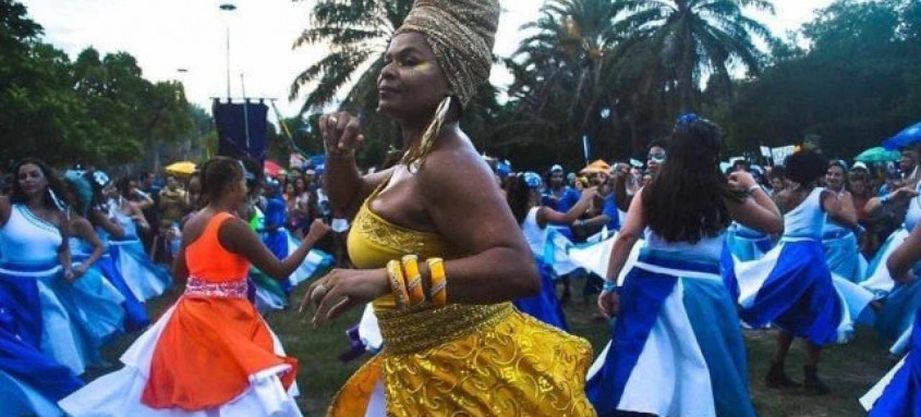 Em seu perfil oficial no Facebook, o bloco fez uma homenagem à dançarina - Foto: Divulgação / Tambores de Olokun Em seu perfil oficial no Facebook, o bloco fez uma homenagem à dançarina