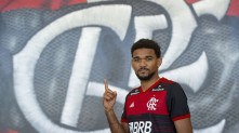 O zagueiro Bruno Viana, opção para o banco de reservas, foi a única contratação do Fla até o momento para a temporada Alexandre Vidal / Flamengo