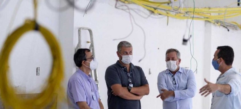 Prefeito Rodrigo Drable acompanhou o andamento dos trabalhos feitos na Santa Casa de Misericórdia de Barra Mansa - Foto: Divulgação Prefeito Rodrigo Drable acompanhou o andamento dos trabalhos feitos na Santa Casa de Misericórdia de Barra Mansa