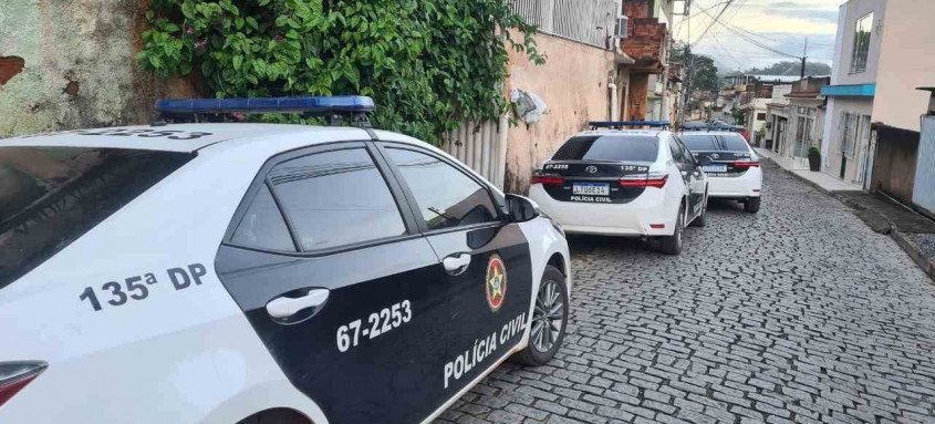 Optometristas se passavam por oftalmologistas. Decon também foi a hospital na Barra da Tijuca, onde não encontrou irregularidades - Foto: Divulgação/ Polícia Civil Optometristas se passavam por oftalmologistas. Decon também foi a hospital na Barra da Tijuca, onde não encontrou irregularidades